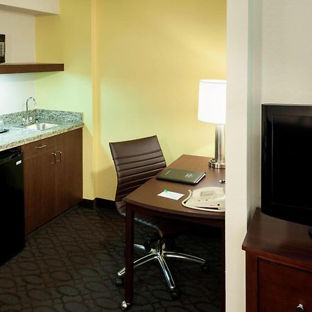 Springhill Suites By Marriott Dallas Downtown / West End Exteriör bild