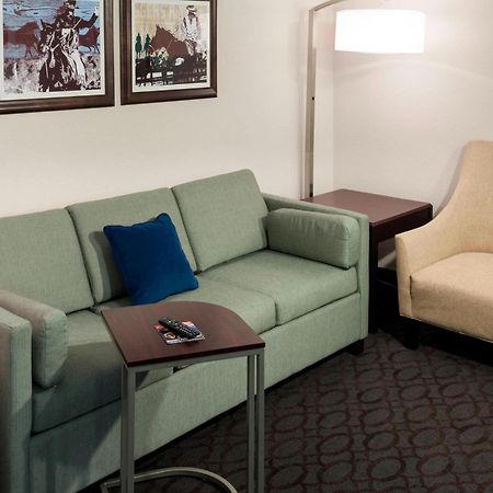 Springhill Suites By Marriott Dallas Downtown / West End Exteriör bild