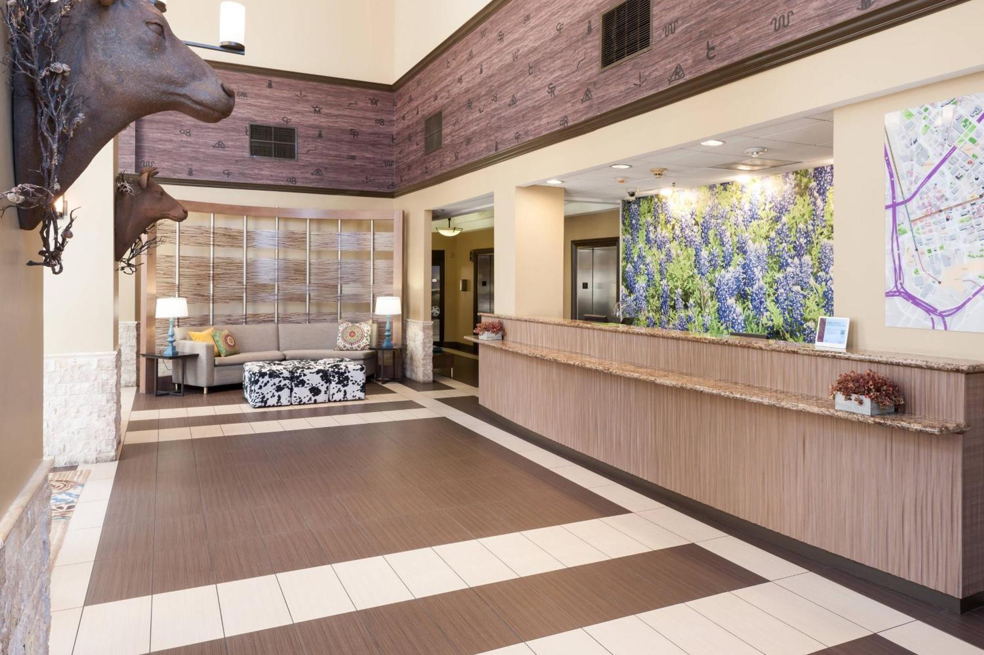 Springhill Suites By Marriott Dallas Downtown / West End Exteriör bild